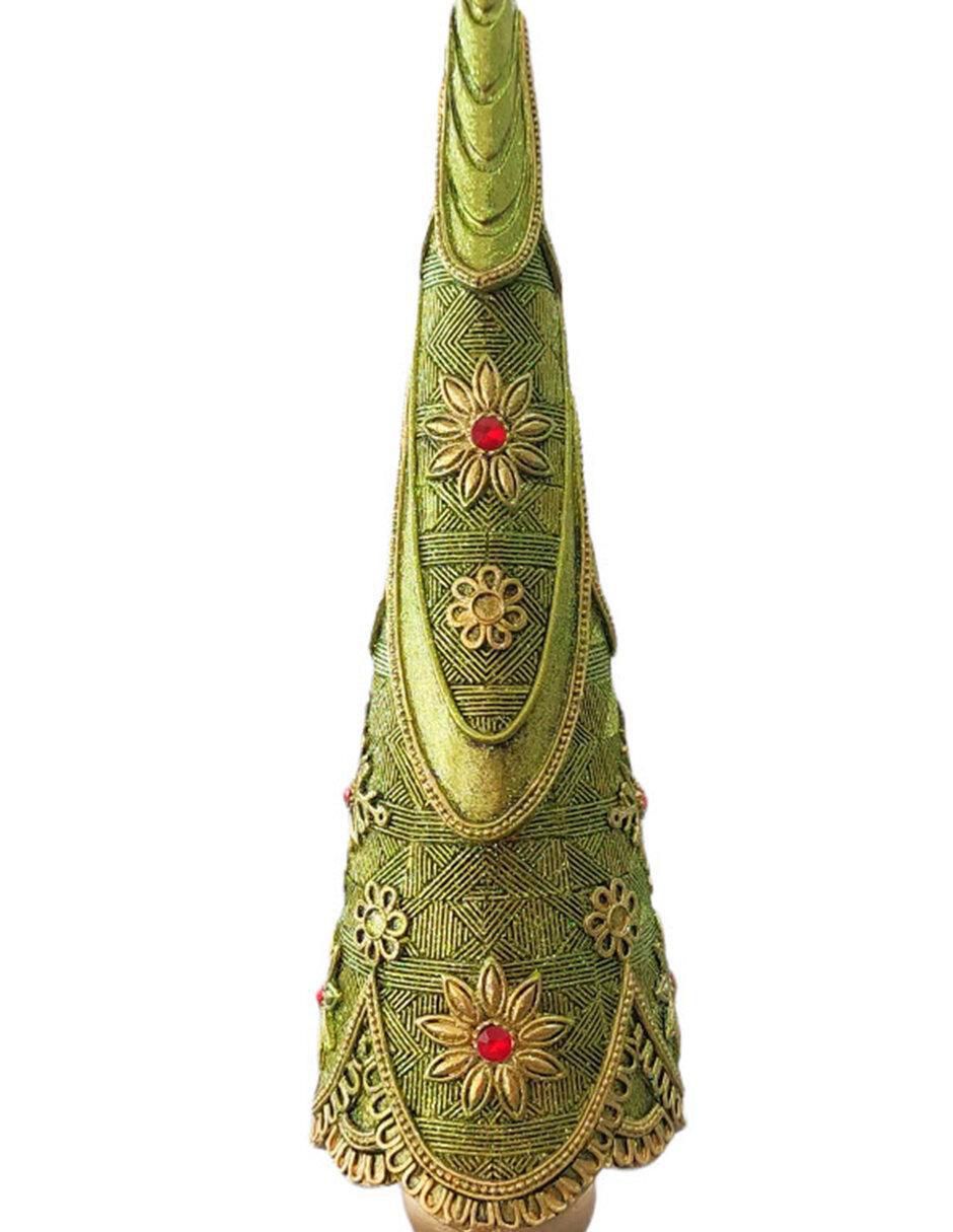 Figura decorativa de pino de resina 4