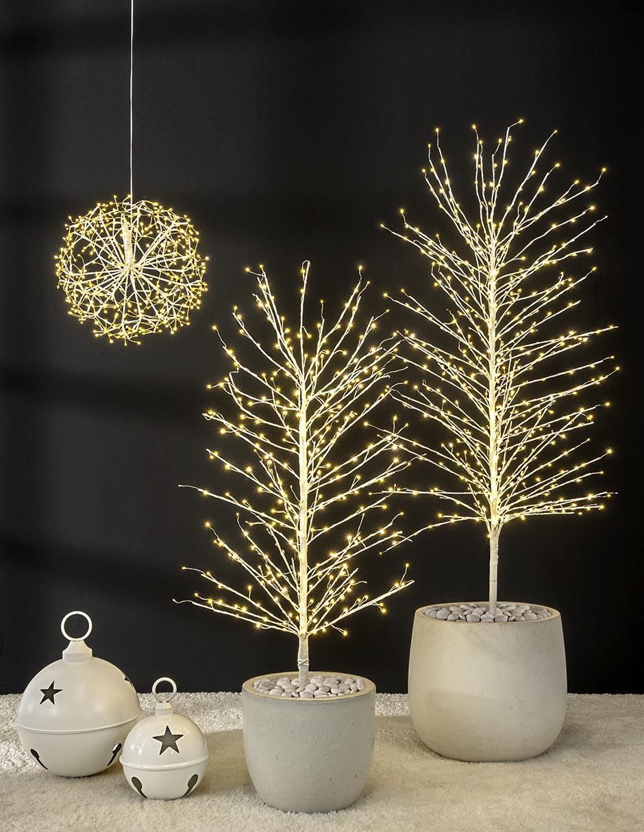Árbol de navidad Taisi de plástico con 1050 luces 4